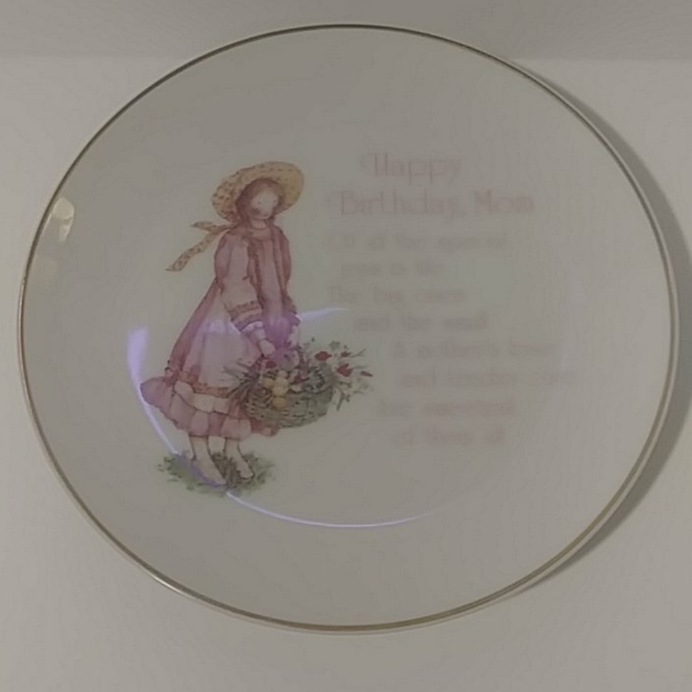 Happy Birthday Mom Plate 6 1/2 Inches